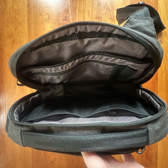 Nomatic Navigator Lite Sling 6L - Picture 6 of 7